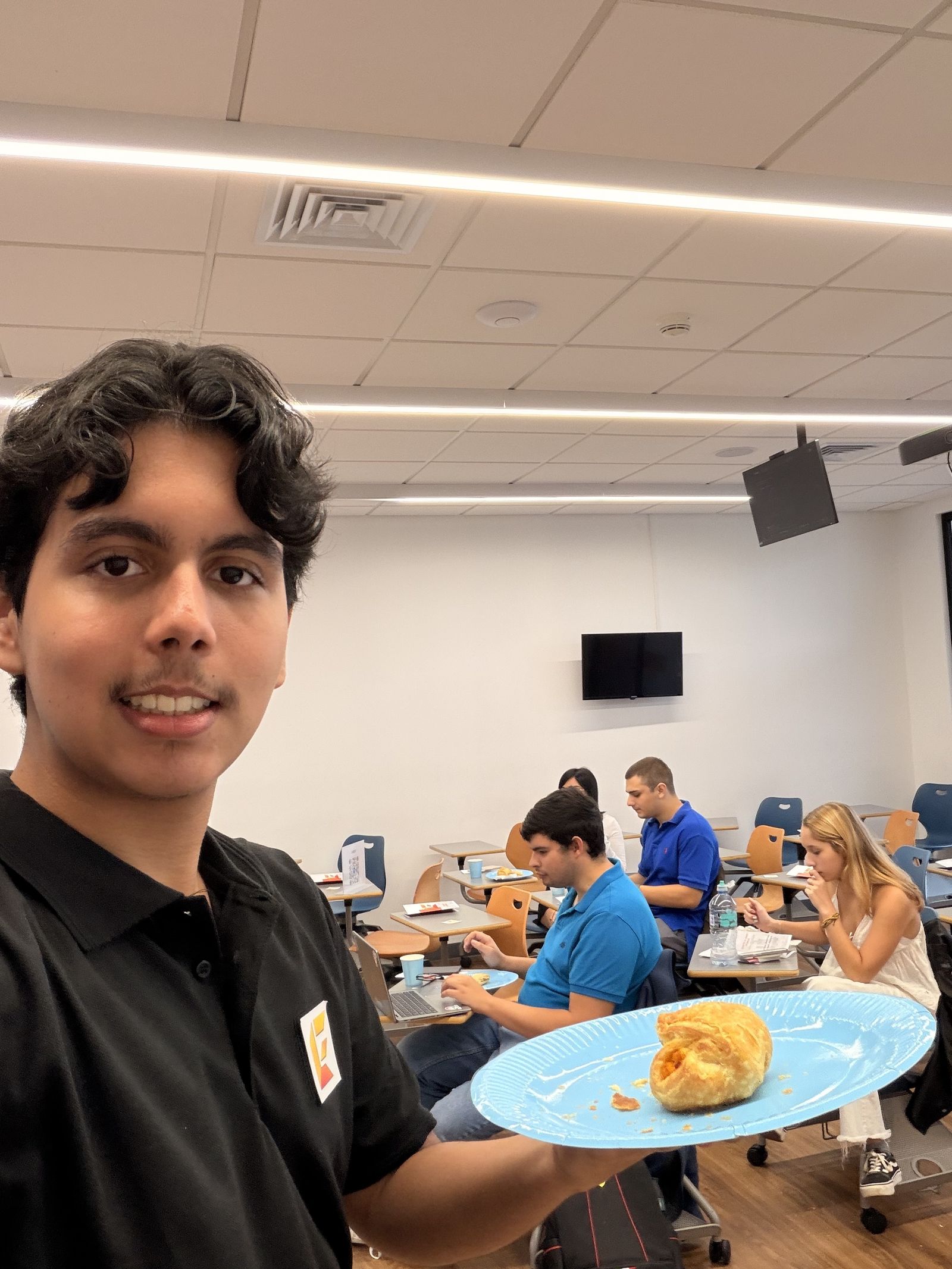 El equipo reunido en el arranque oficial del club